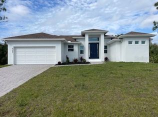 8442 Ashboro Cir, Port Charlotte, FL 33981