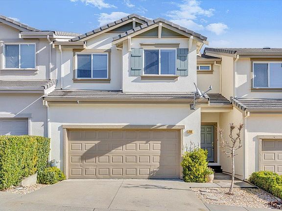 2nd image of 219 Bridle Point Cir