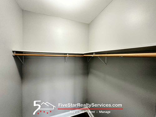 5th image of 3705 N Kedzie Ave APT 201