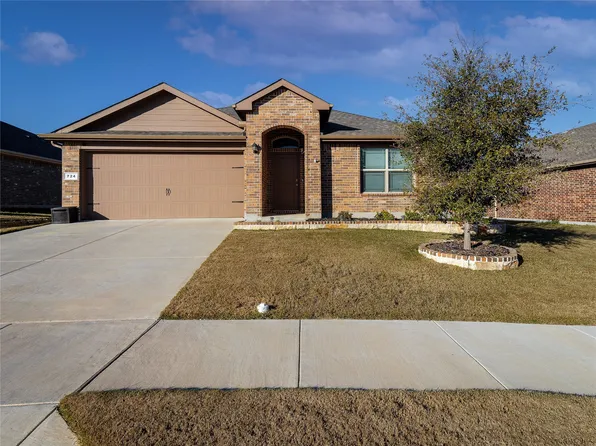 724 High Summit Trl, Fort Worth, TX 76131