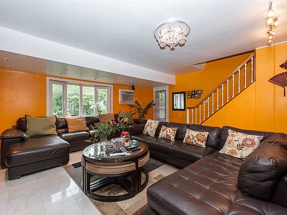 3rd image of 29 Lotus Ln