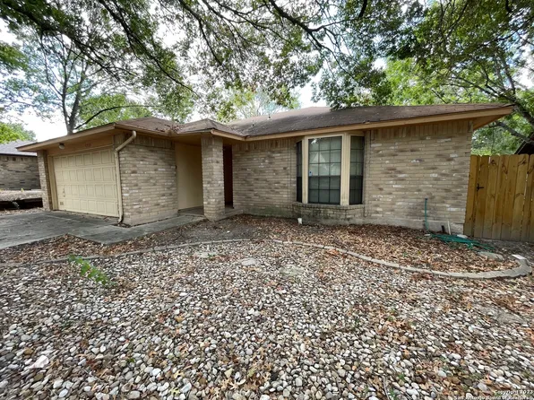 7735 Apple Green Rd, San Antonio, TX 78240