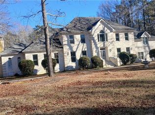 2325 Woodhurst Ln, Chesapeake, VA 23322