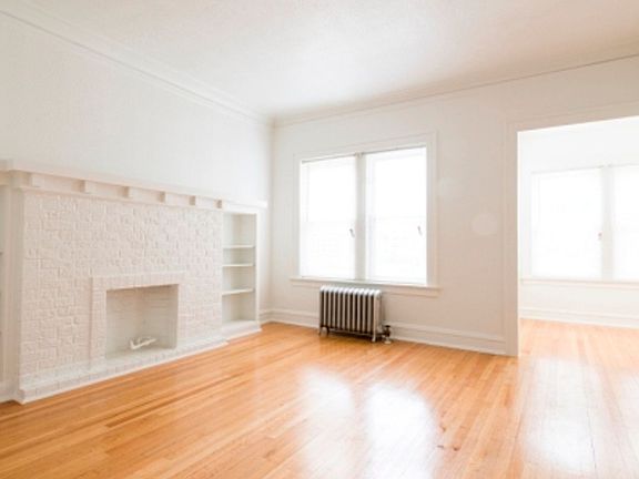 3rd image of 7956 S Aberdeen St #1110-3
