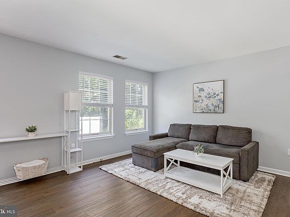 2nd image of 6307 Sandpiper Ct Unit 2