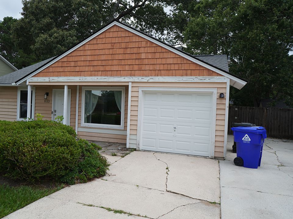 1st image of 1133 Oakcrest Dr