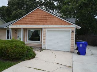1133 Oakcrest Dr, Charleston, SC 29412