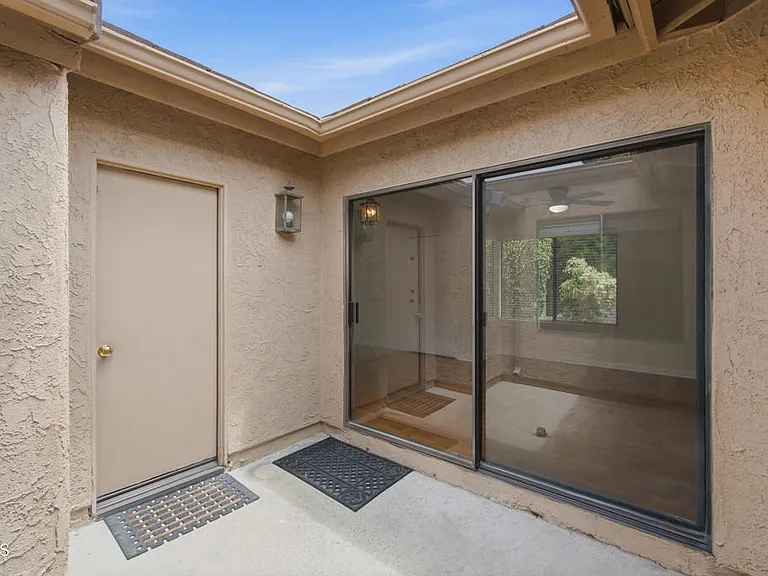 9026 Feather St — Photo 13