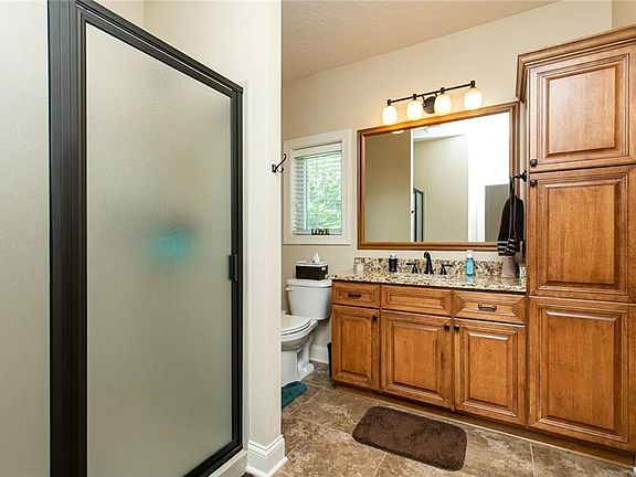 4th image of 5505 NW 78th Ct