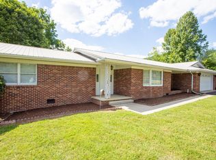 2459 Preston Rd, Big Stone Gap, VA 24219