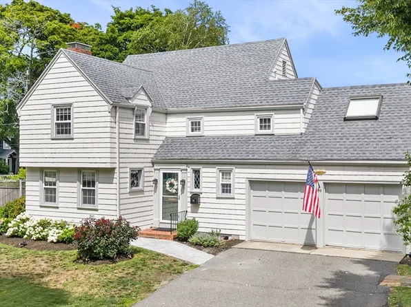 99 Tedesco St, Marblehead, MA 01945