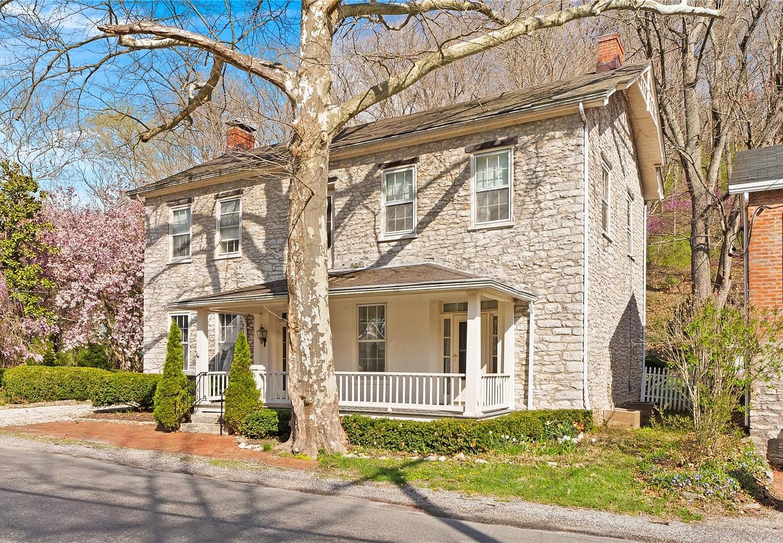 56 Mill St, Elsah, IL 62028 Zillow