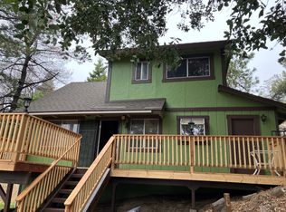 461 Delle Dr, Crestline, CA 92325