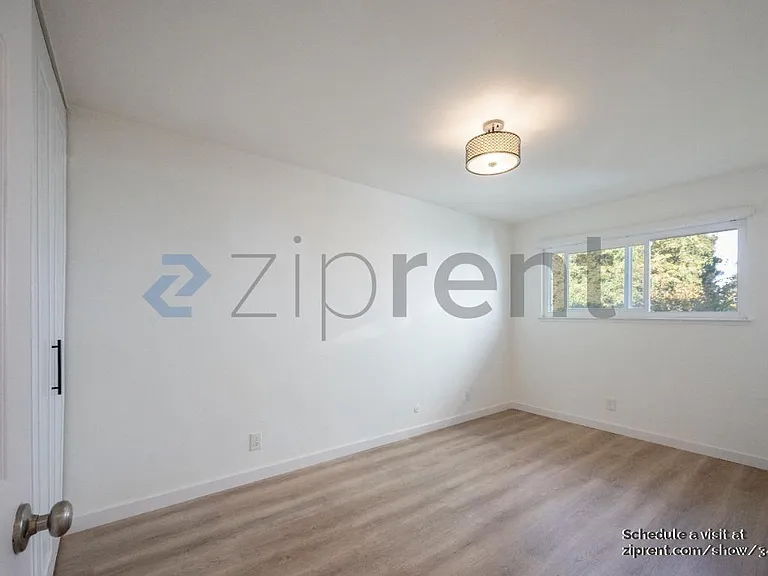 3816 Ruby St — Photo 9