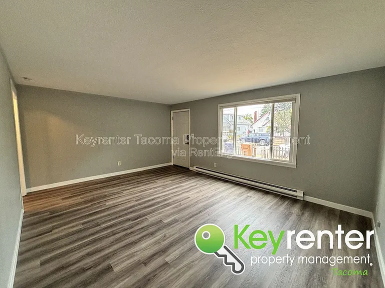 7220 S Warner St — Photo 2