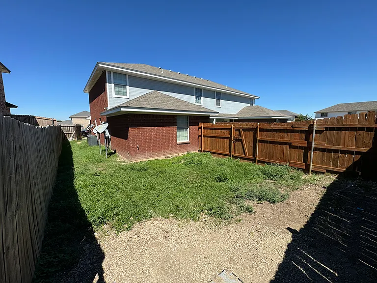 4300 Sylvia Dr #D — Photo 8