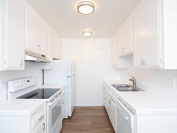 3rd image of 4468 Mississippi St APT 6