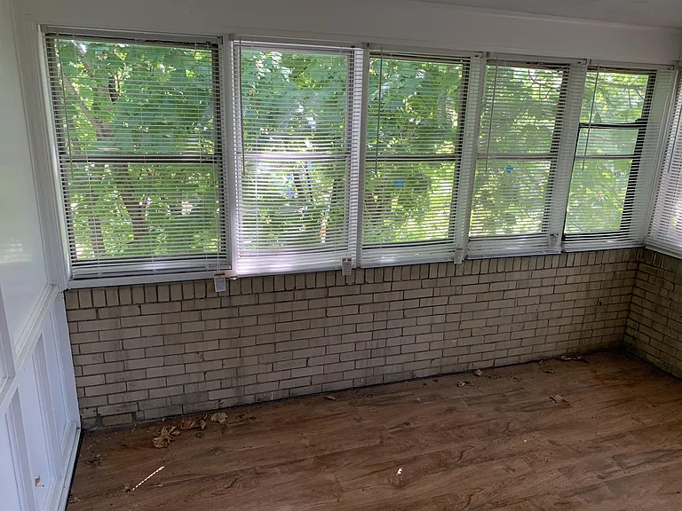 3 season room view to back