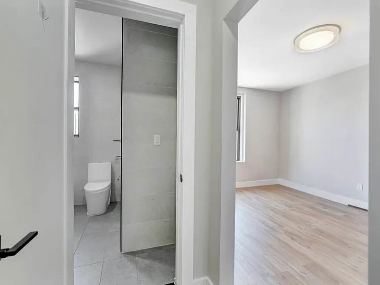 545 W 125th St #67 — Photo 6