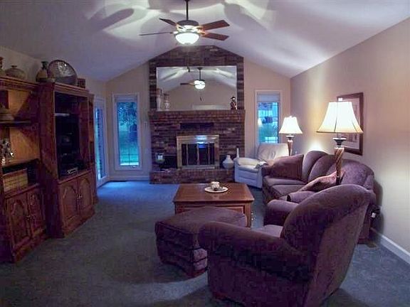 2nd image of 2205 Tower Dr