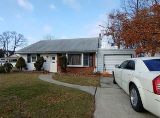 A59 Harvey Ave, Rochelle Park, NJ 07662