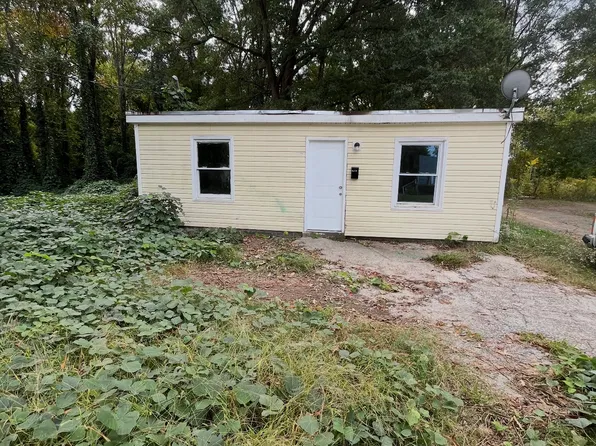1045 Sycamore Ave, Gastonia, NC 28052