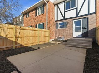 8341 Antioch Rd, Overland Park, KS 66212