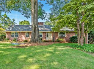 3331 Paddington Ln, Winston Salem, NC 27106