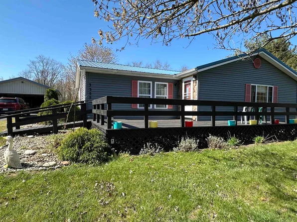 3355 W Loon Lake Rd, Angola, IN 46703