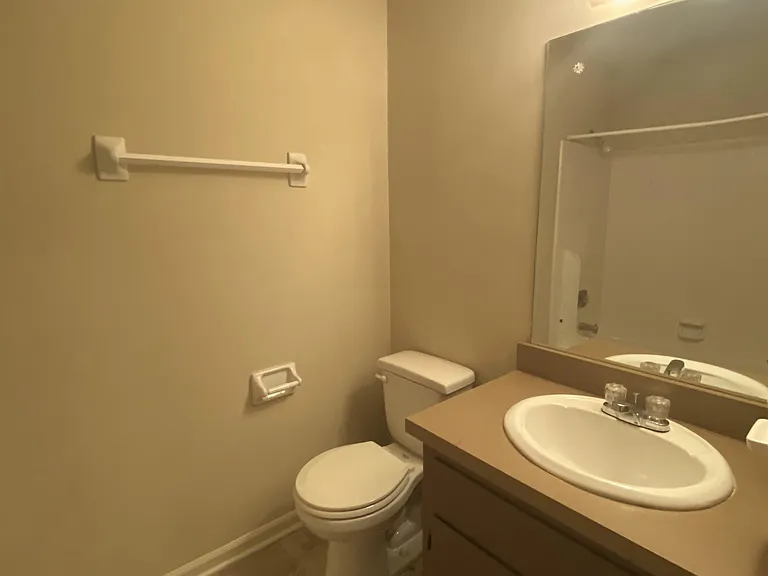 3701 Donovan Dr #B — Photo 26