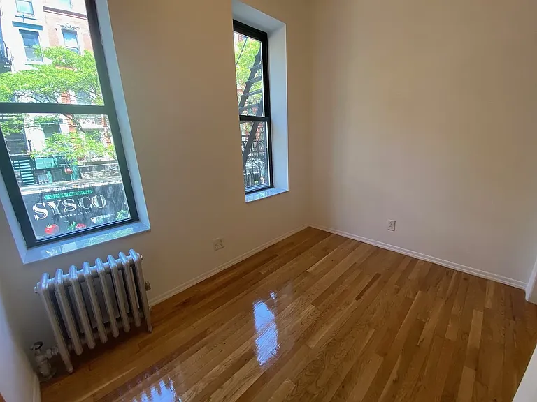 122 Saint Marks Pl #5 — Photo 5