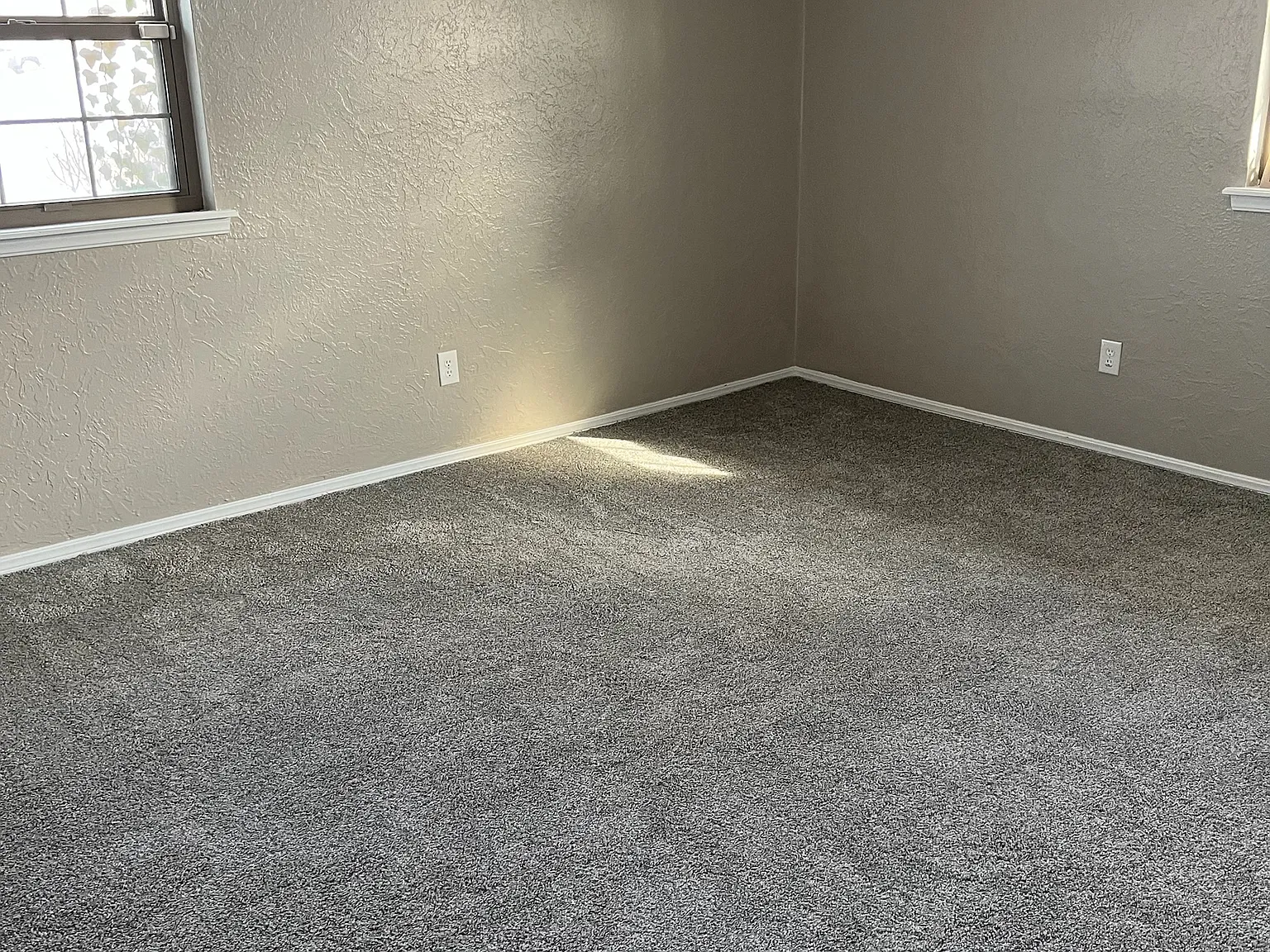3 bed, 1615 sqft, $2,200 — Photo 3