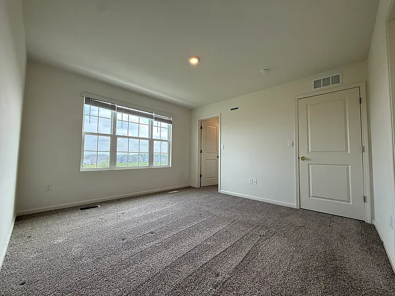 1442 Yosemite Way — Photo 29