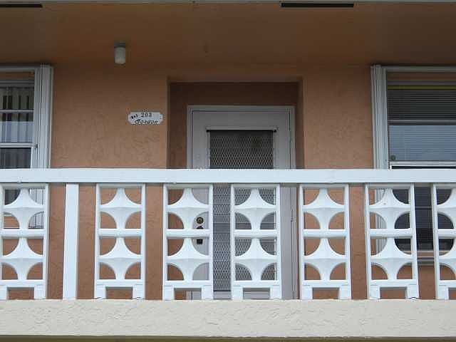 1st image of 1660 NW 18th Ave APT 203