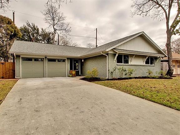 Exterior front single story home.