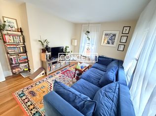 8 Roberts St #3R, Brookline, MA 02445