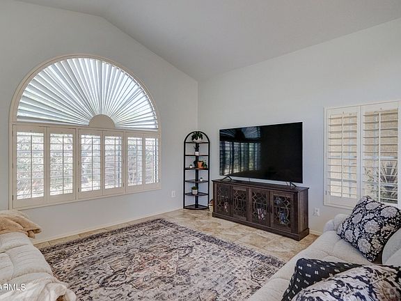 4th image of 4404 E HUNTER Court