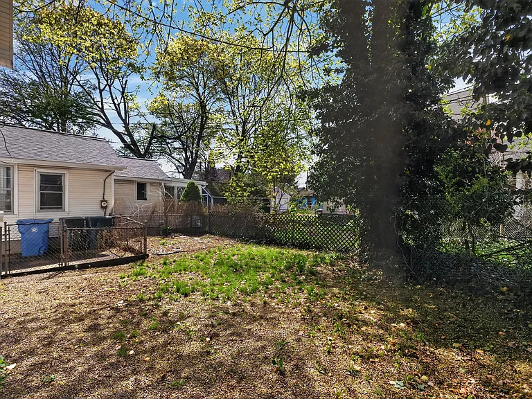 89 Mount Vernon Ave — Photo 13