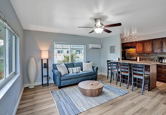3rd image of 3213 NE 7th Pl #1