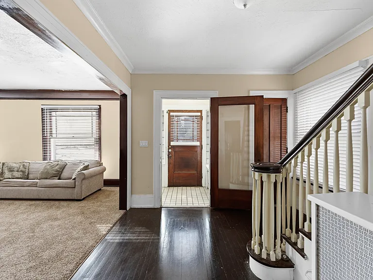 11115 Wade Park Ave — Photo 13