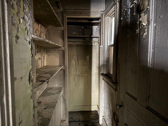 3rd image of 2922 N 17th STREET