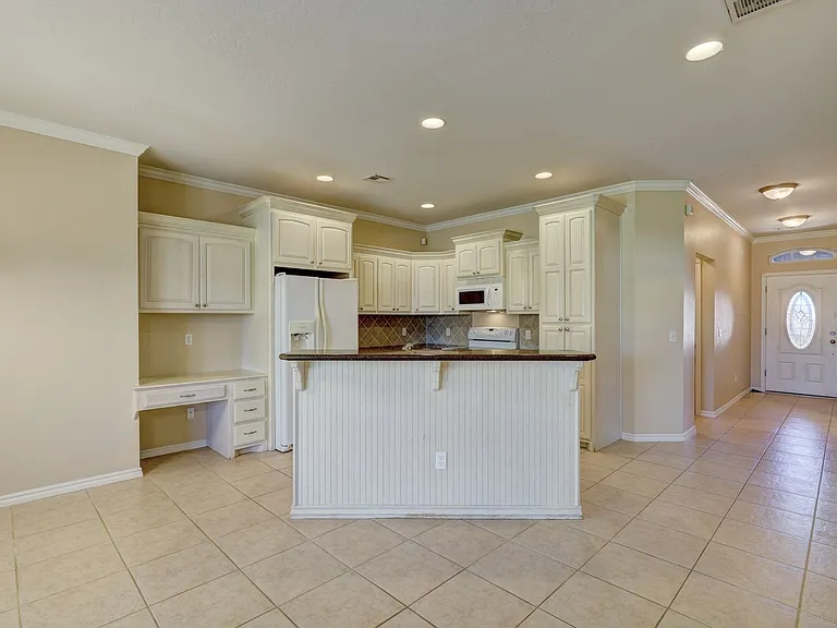 11312 NW 121st Pl — Photo 9