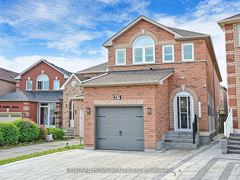 47 Stella Dr #BASEMENT — Photo 2