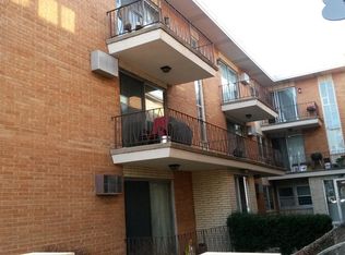 3910 W 63rd St #3-B, Chicago, IL 60629