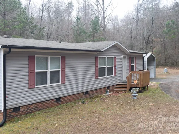 4782 29th Street Dr NE, Hickory, NC 28601