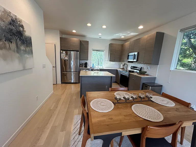 2nd floor dining