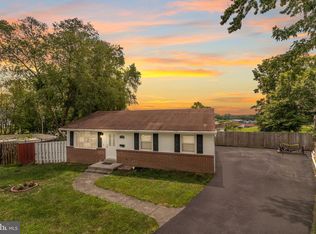 3701 Chico Ct, Woodbridge, VA 22193