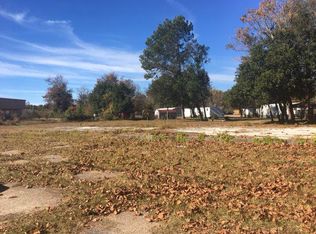 1744 Pinewood Rd, Sumter, SC 29154