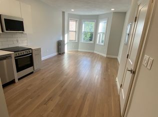 104 Queensberry St APT 8, Boston, MA 02215