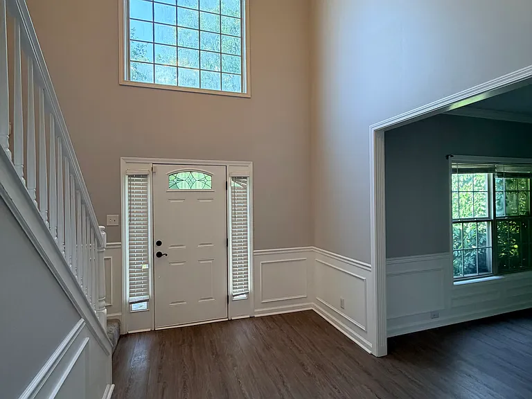 4852 Clifford Cir — Photo 4